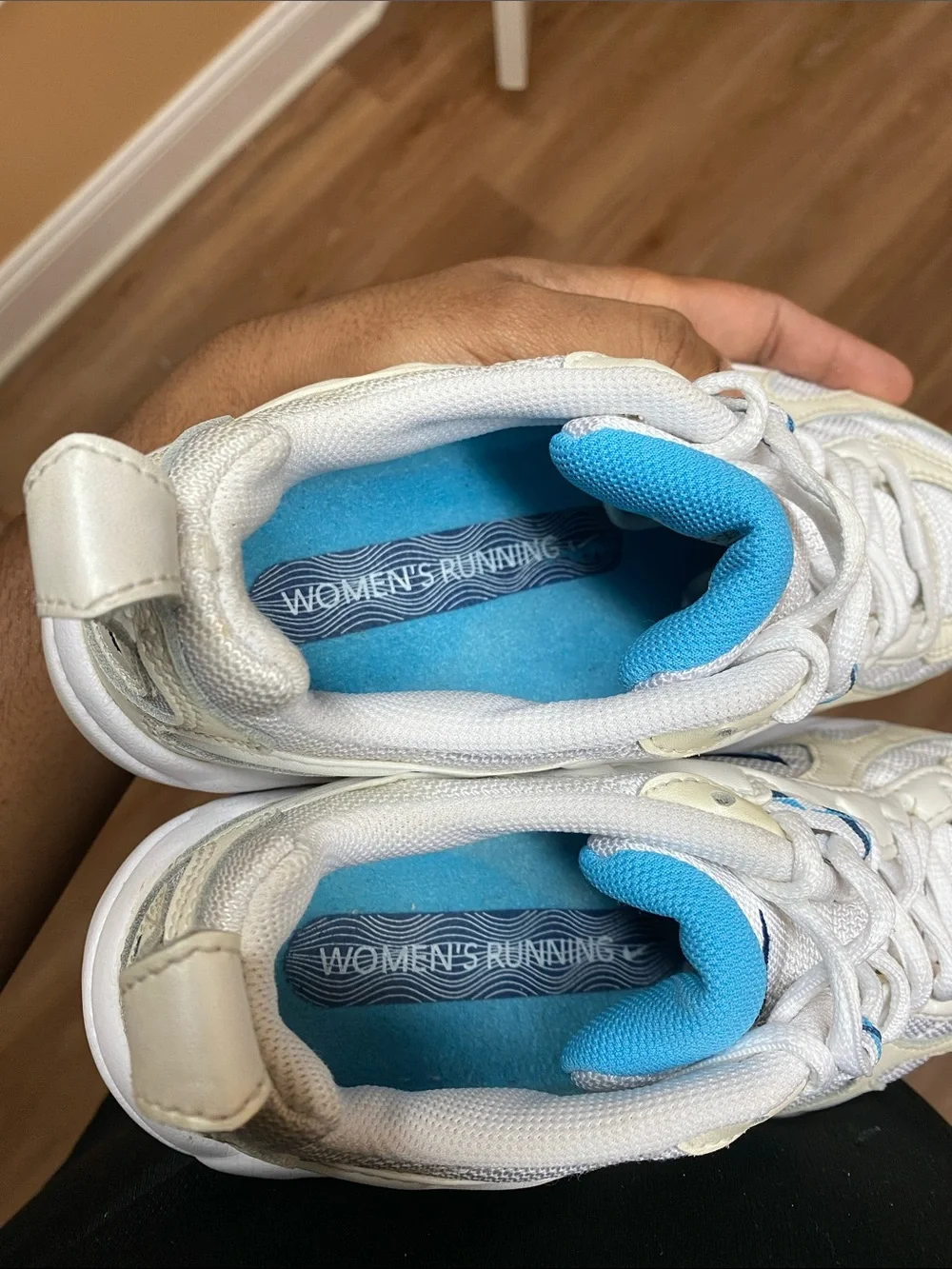 Rare 2009 Nike Xccelerator TR Women’s Running Sneakers Size 7 “White Cream Blue”